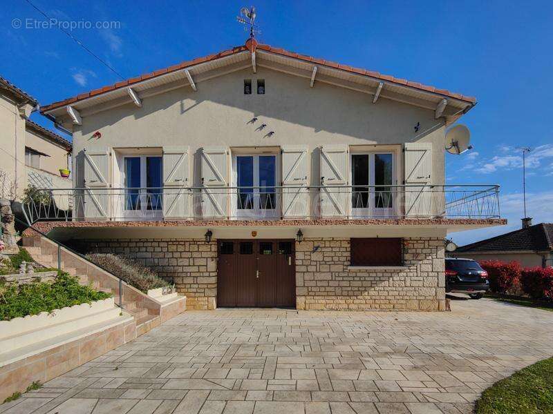 Maison à CIVRAY