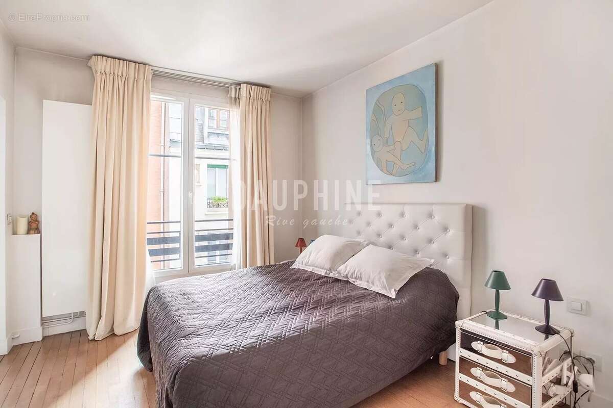 Appartement à PARIS-6E