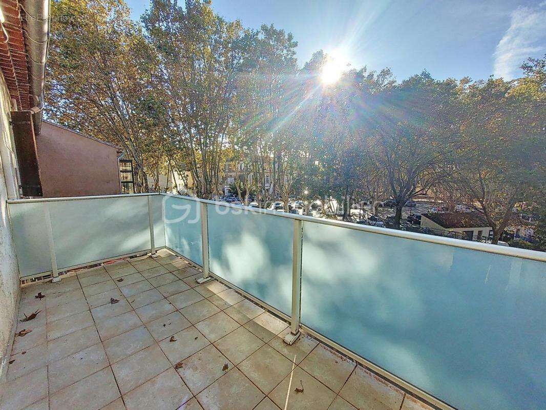 Appartement à SAINT-CYR-SUR-MER