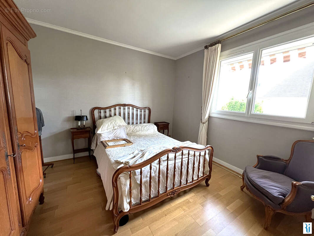 Appartement à LE MESNIL-ESNARD