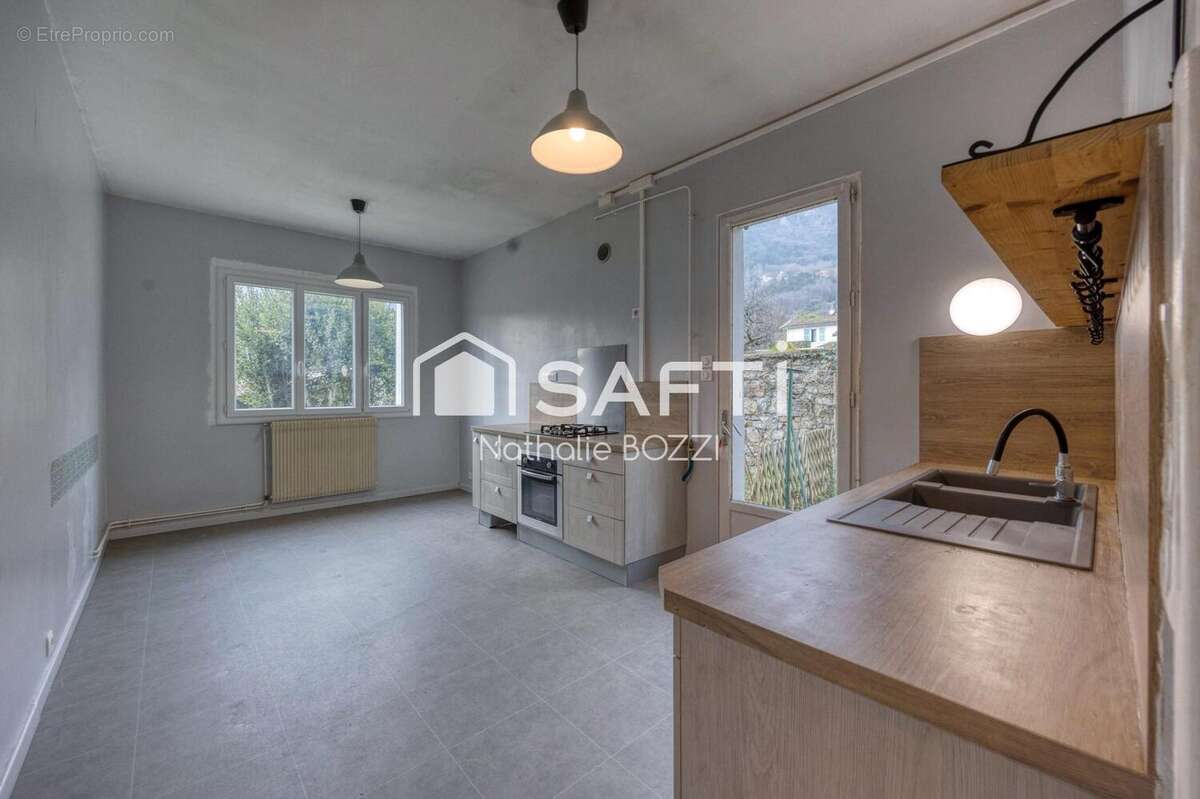 Photo 6 - Maison à LA TRONCHE