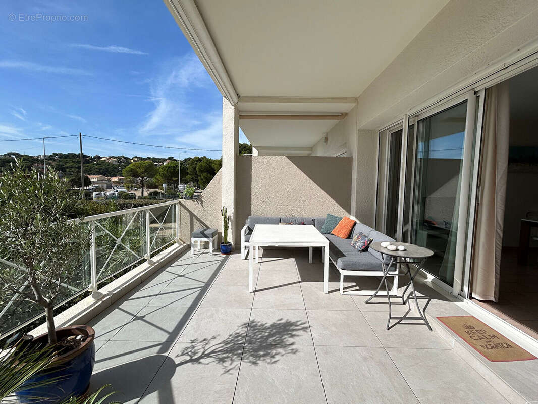Appartement à CARRY-LE-ROUET