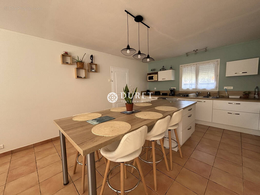 Maison à BOIS-DE-CENE