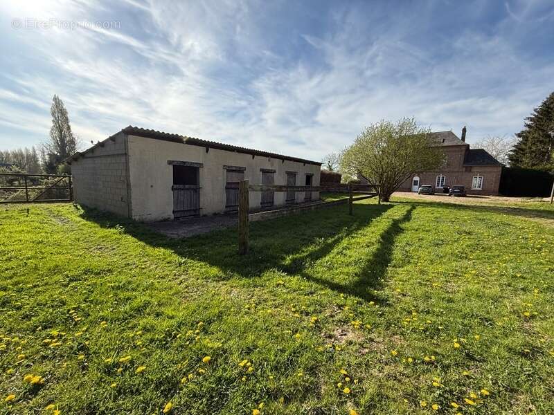 Maison à BUCHY