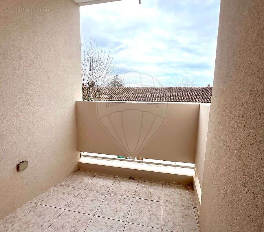 Appartement à VALLAURIS