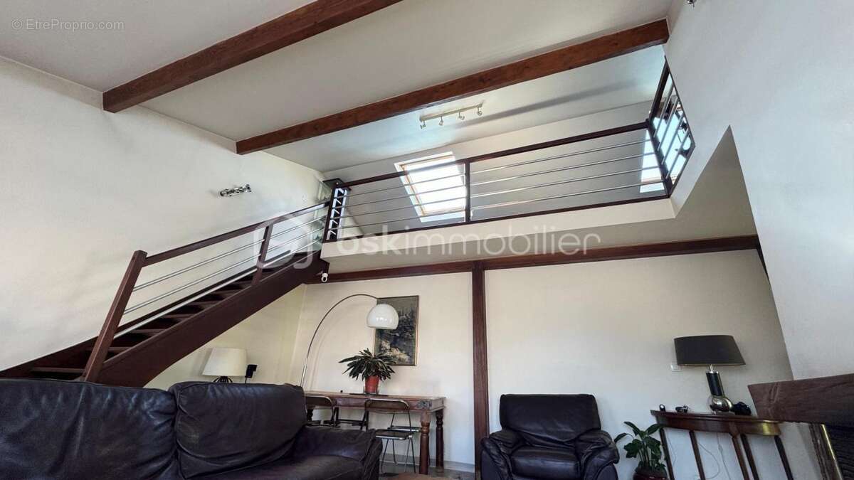 Maison à ECQUEVILLY