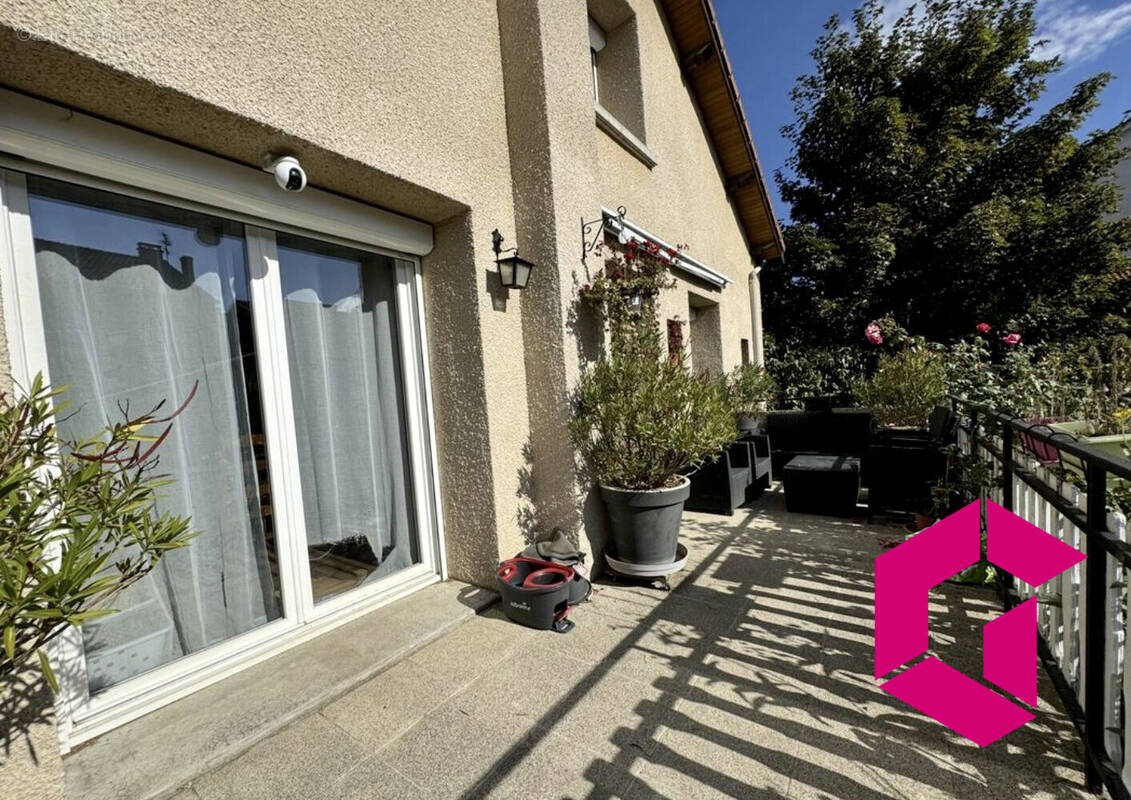 Maison à SAINTE-SIGOLENE