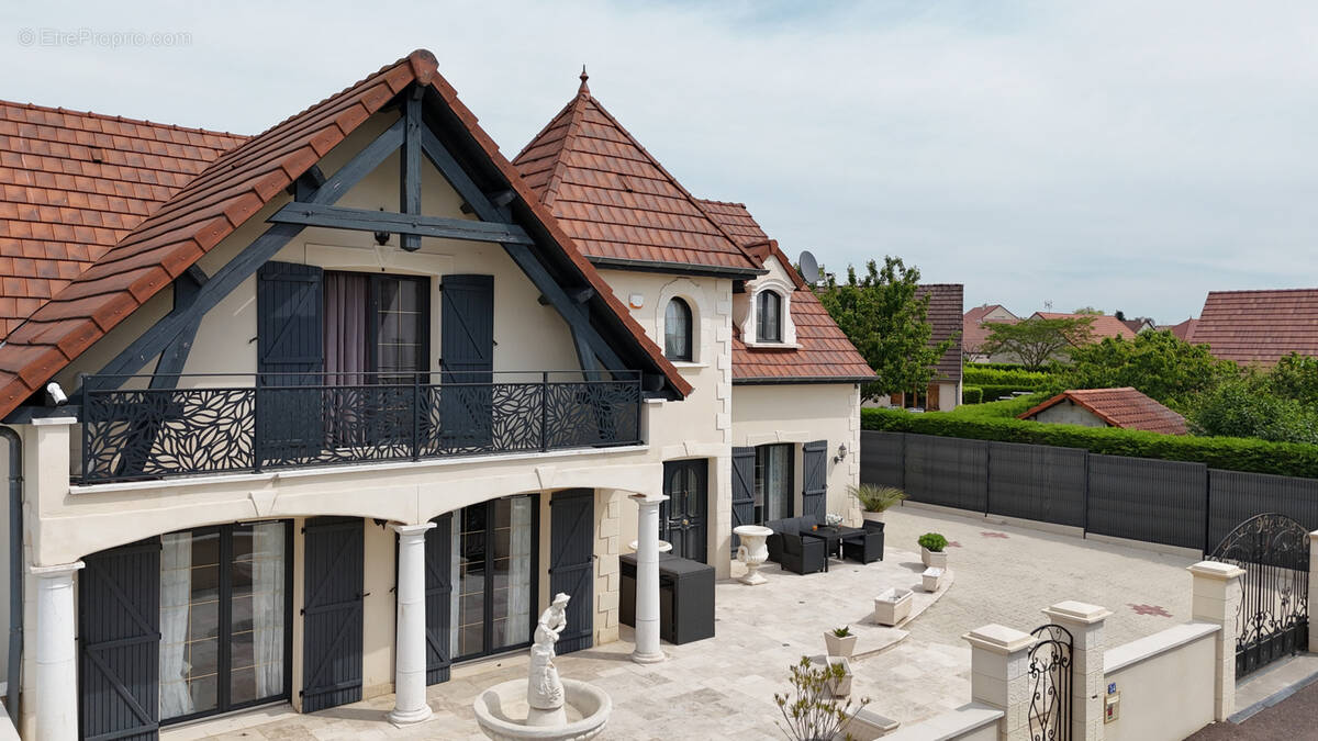 Maison à CHALON-SUR-SAONE
