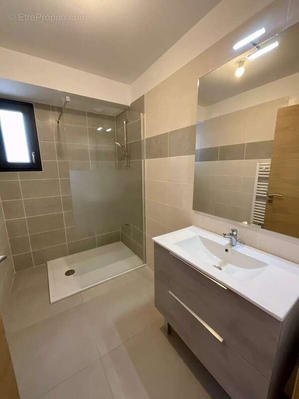 Appartement à FORMIGUERES