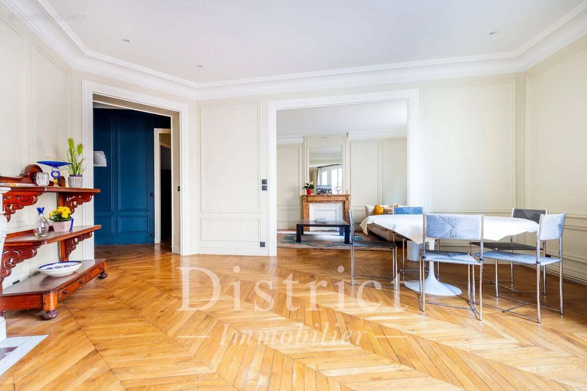 Appartement à PARIS-6E