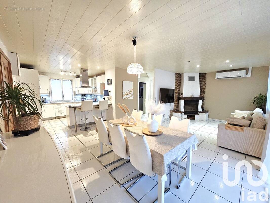 Photo 1 - Maison à ABLIS