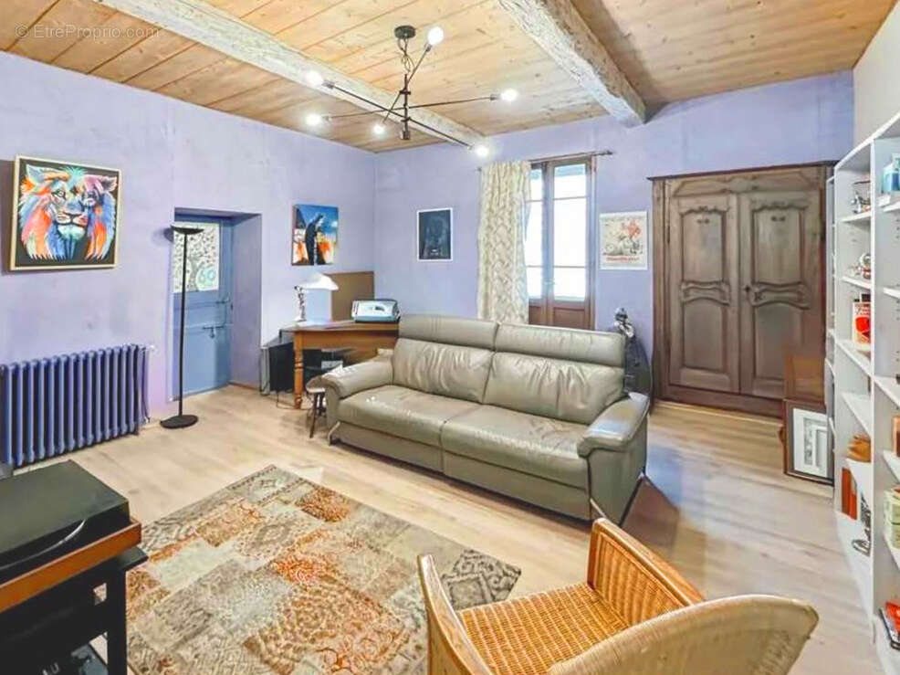Maison à VIVIERS