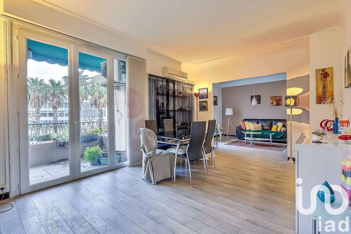 Photo 4 - Appartement à NIMES