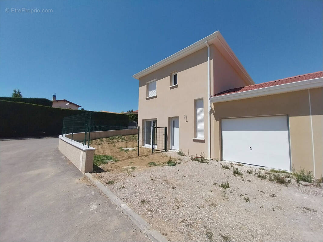 Maison à LES COTES-D&#039;AREY
