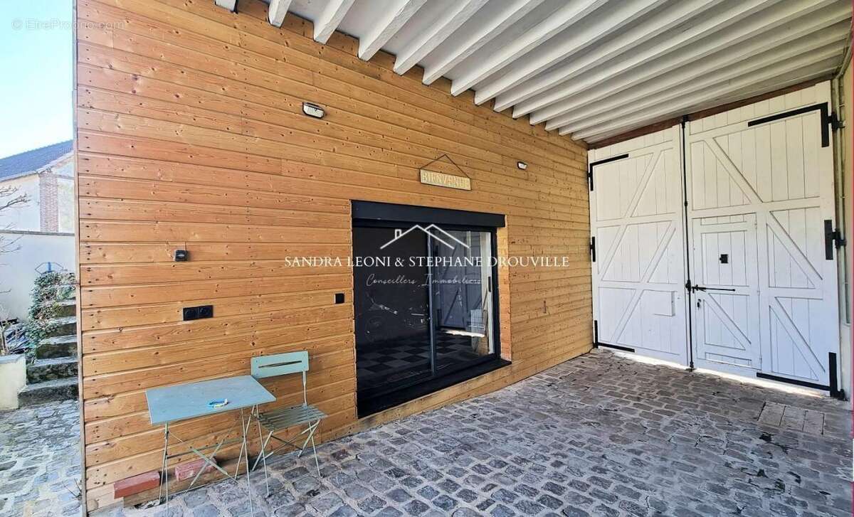 Maison à SAINT-PIAT