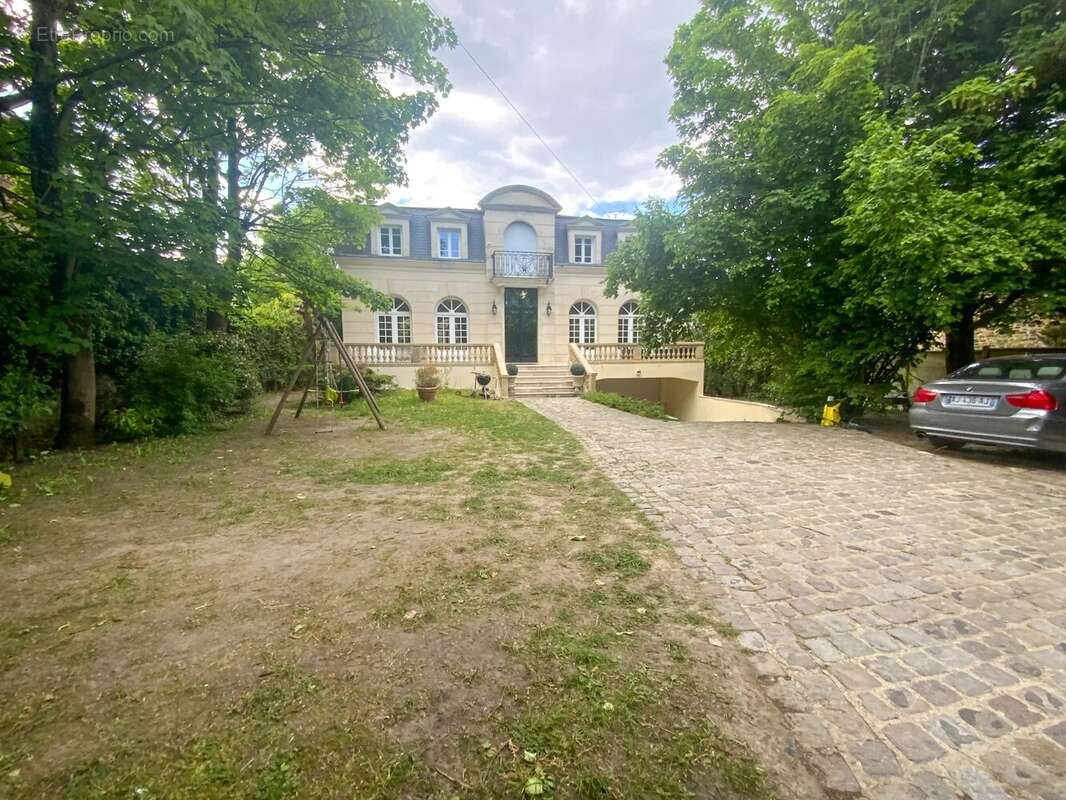 Maison à LE RAINCY