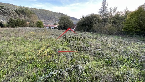 Terrain à GAGNIERES