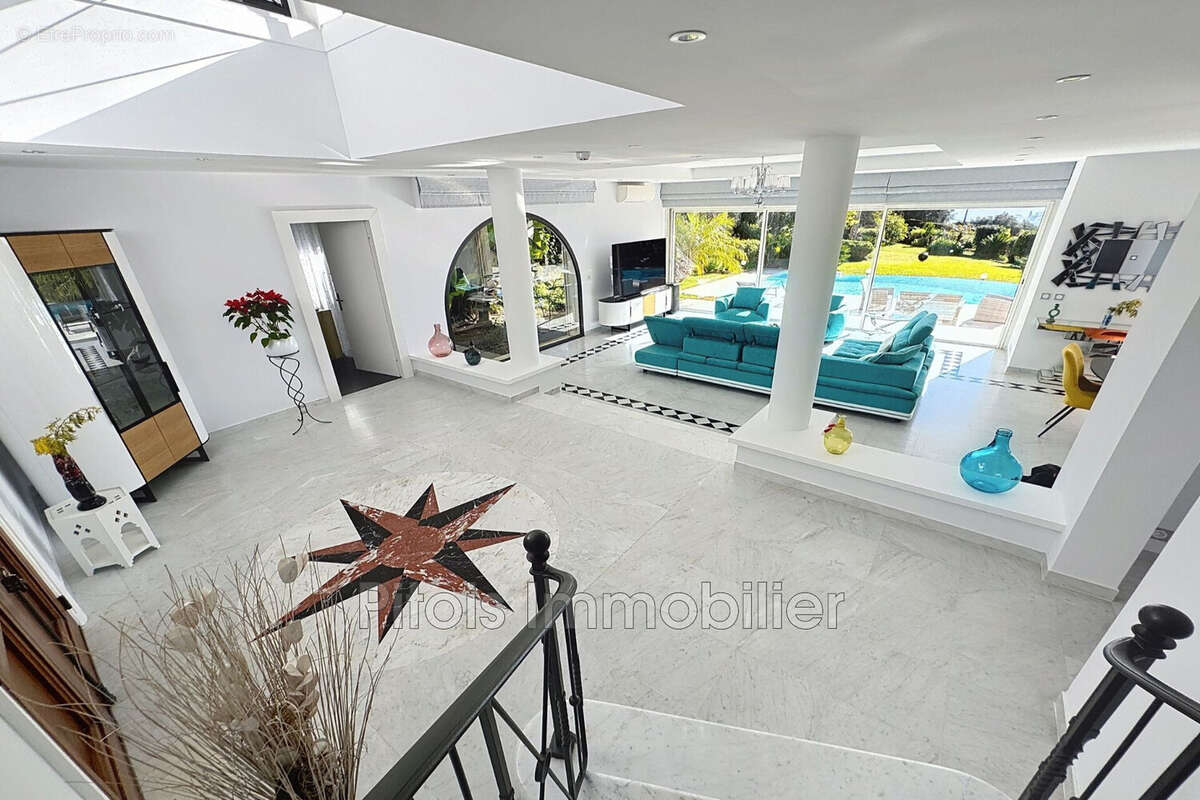 Maison à ANTIBES