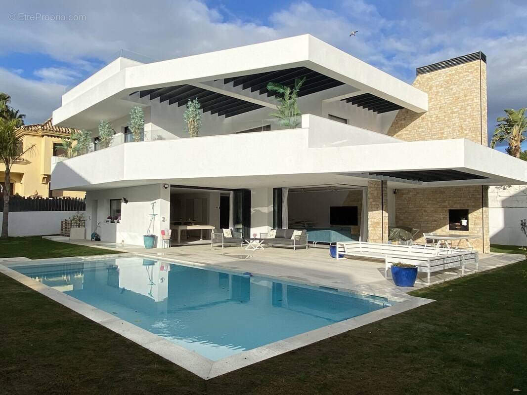 Maison à CARANTEC