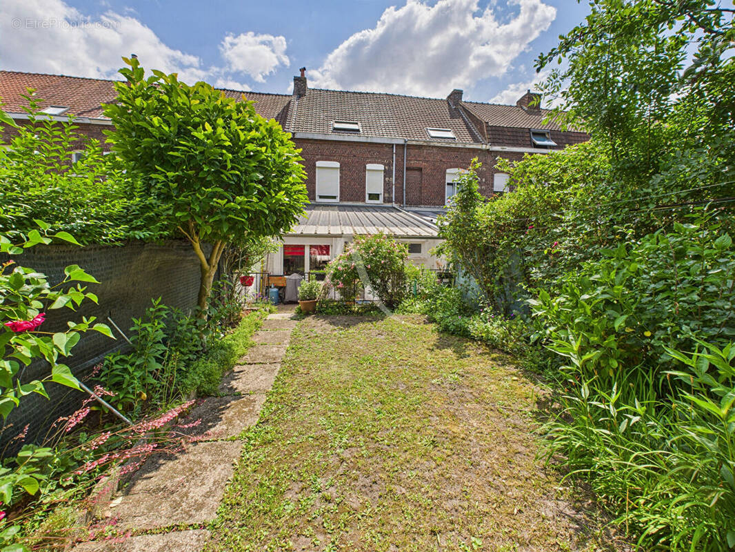 Maison à MONS-EN-BAROEUL