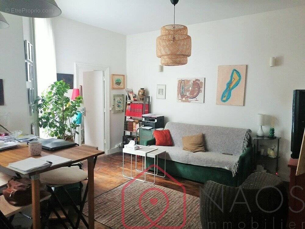 Appartement à AUBERVILLIERS