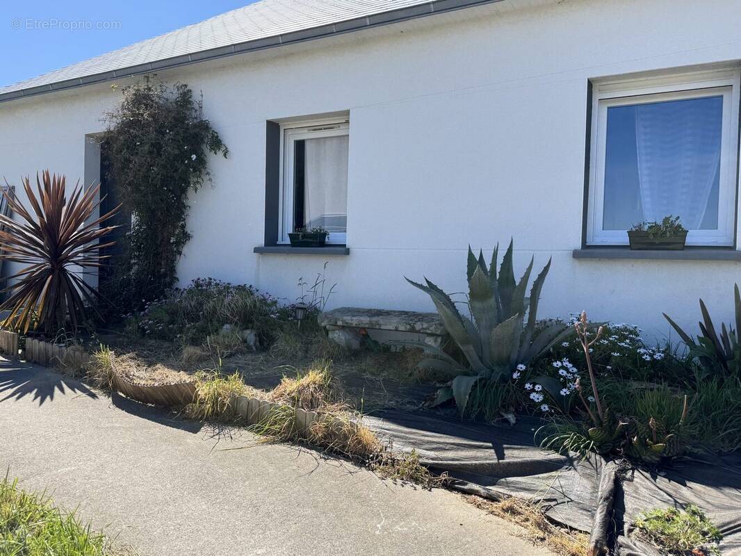 Maison à PLONEOUR-LANVERN