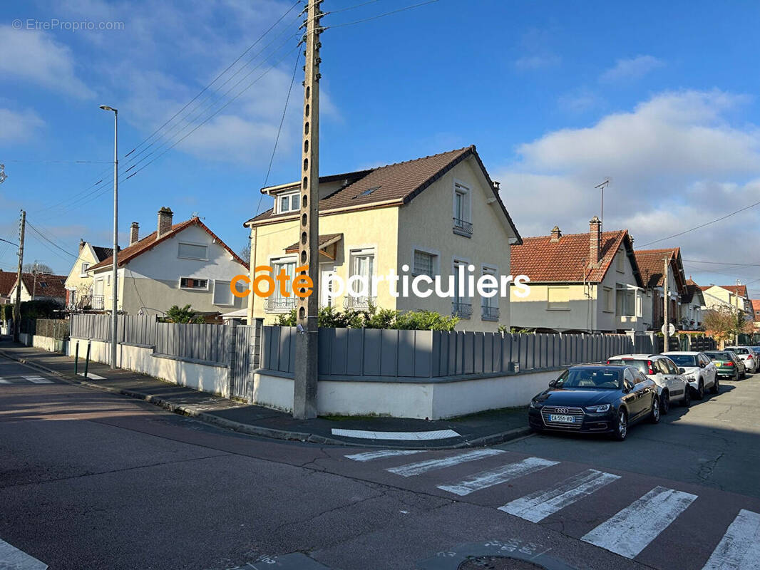 Maison à ABLON-SUR-SEINE
