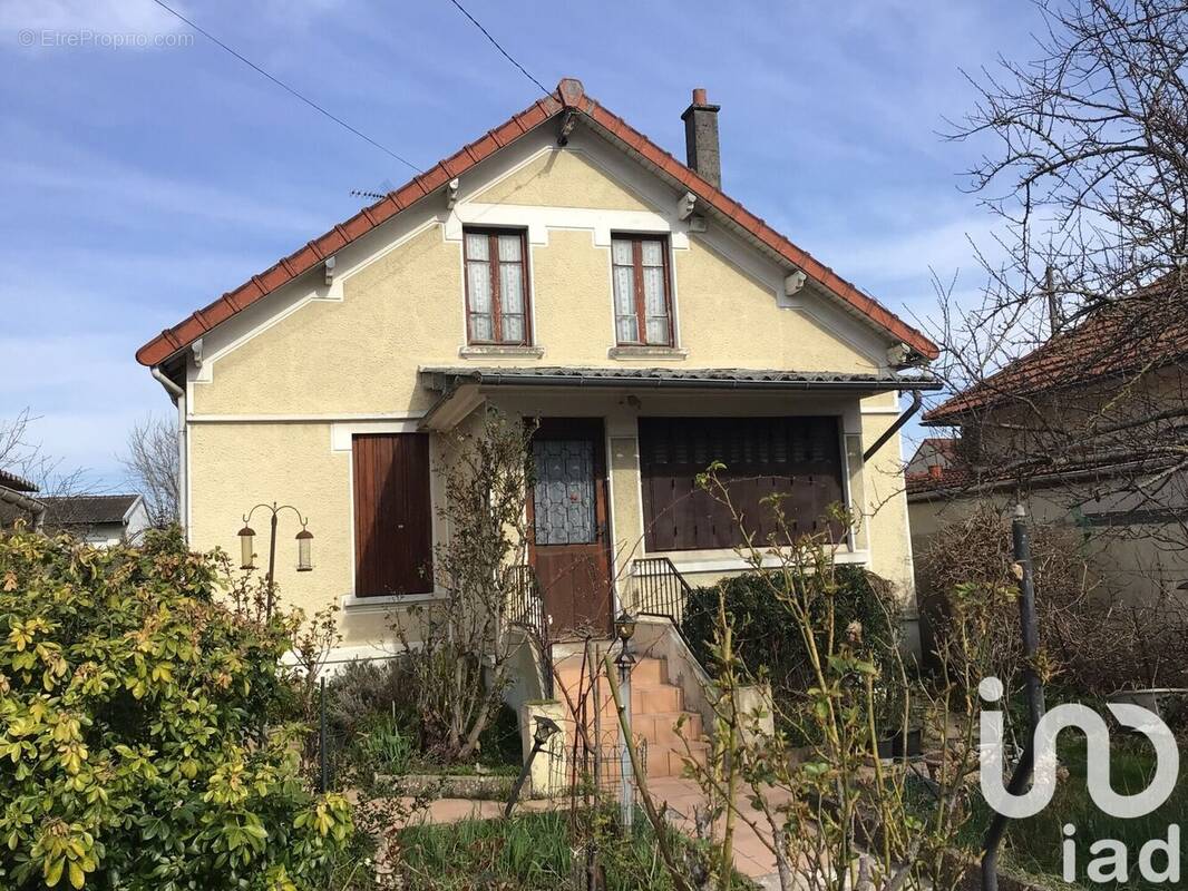 Photo 1 - Maison à TREMBLAY-EN-FRANCE