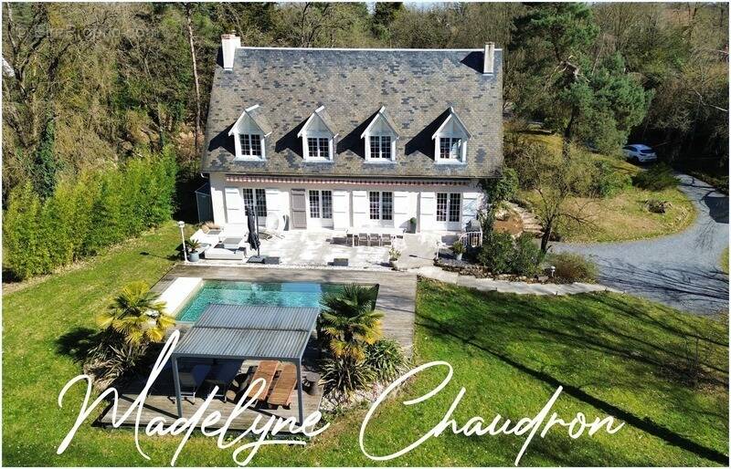 Maison à JANVILLE-SUR-JUINE