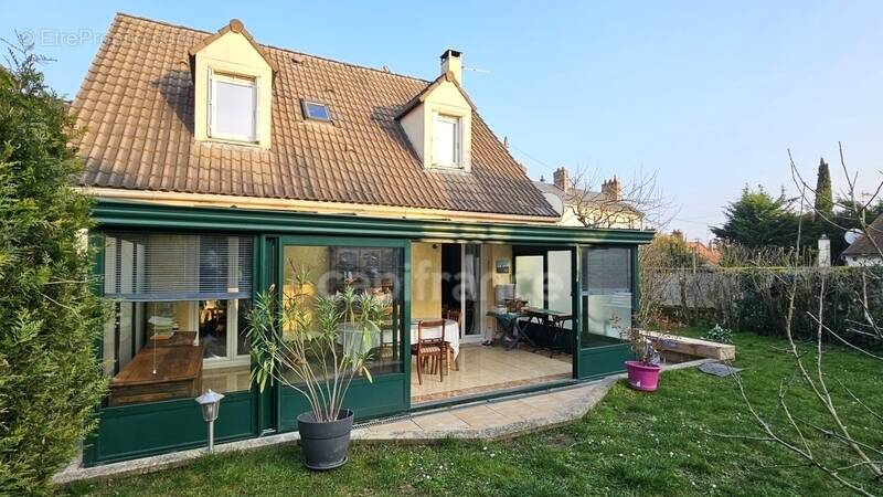 Maison à ETRECHY
