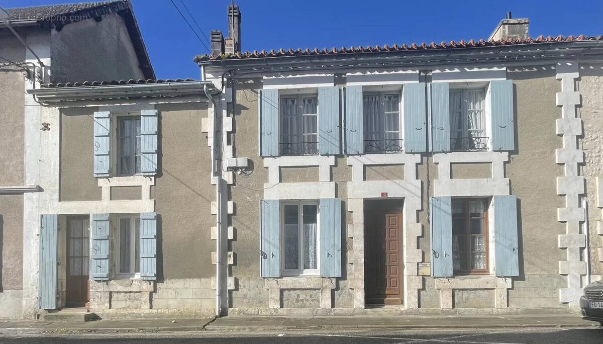 Appartement à VOULGEZAC