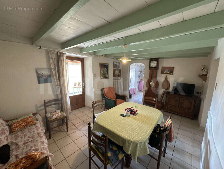 Maison à DIEULEFIT