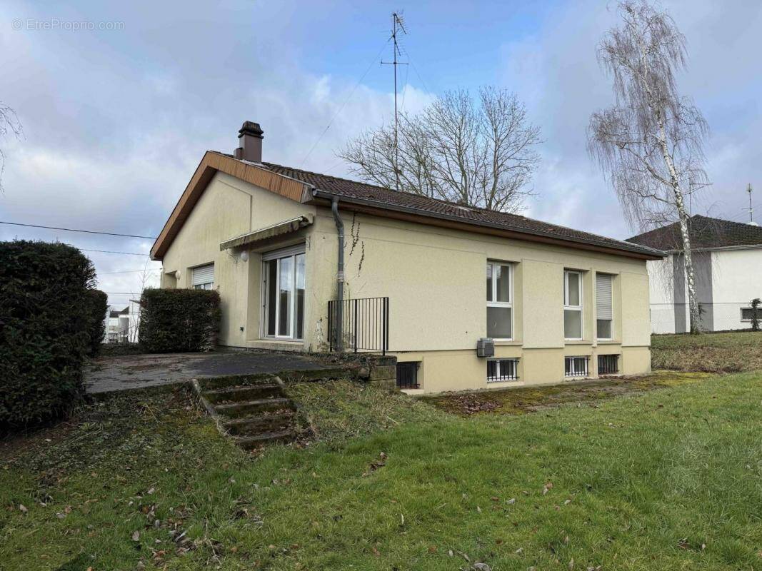 Maison à PUTTELANGE-AUX-LACS