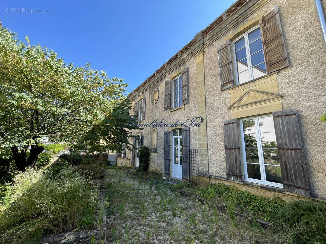 Maison à SARLAT-LA-CANEDA