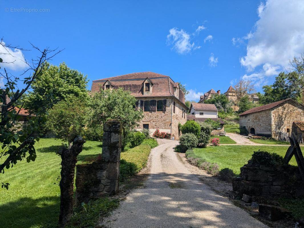 Maison à FIGEAC