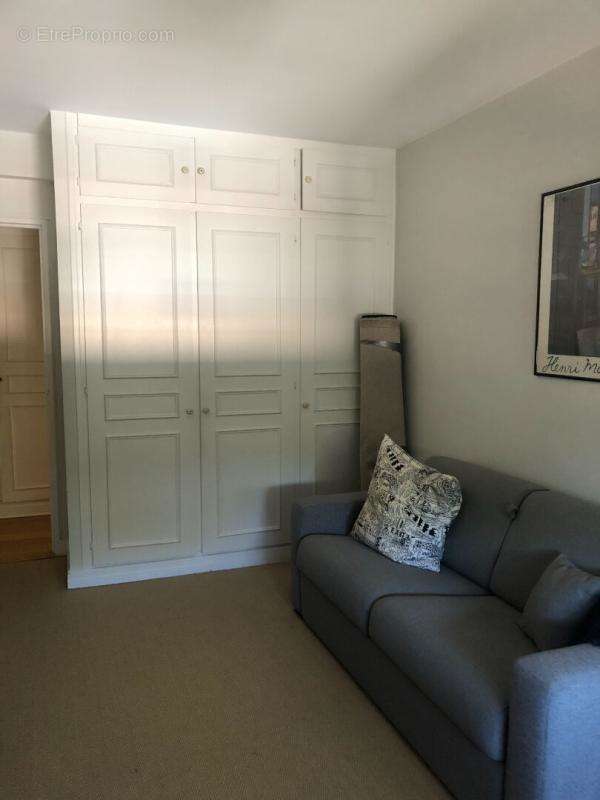 Appartement à SAINT-GRATIEN