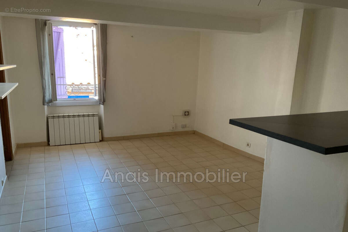 Appartement à LA GARDE-FREINET