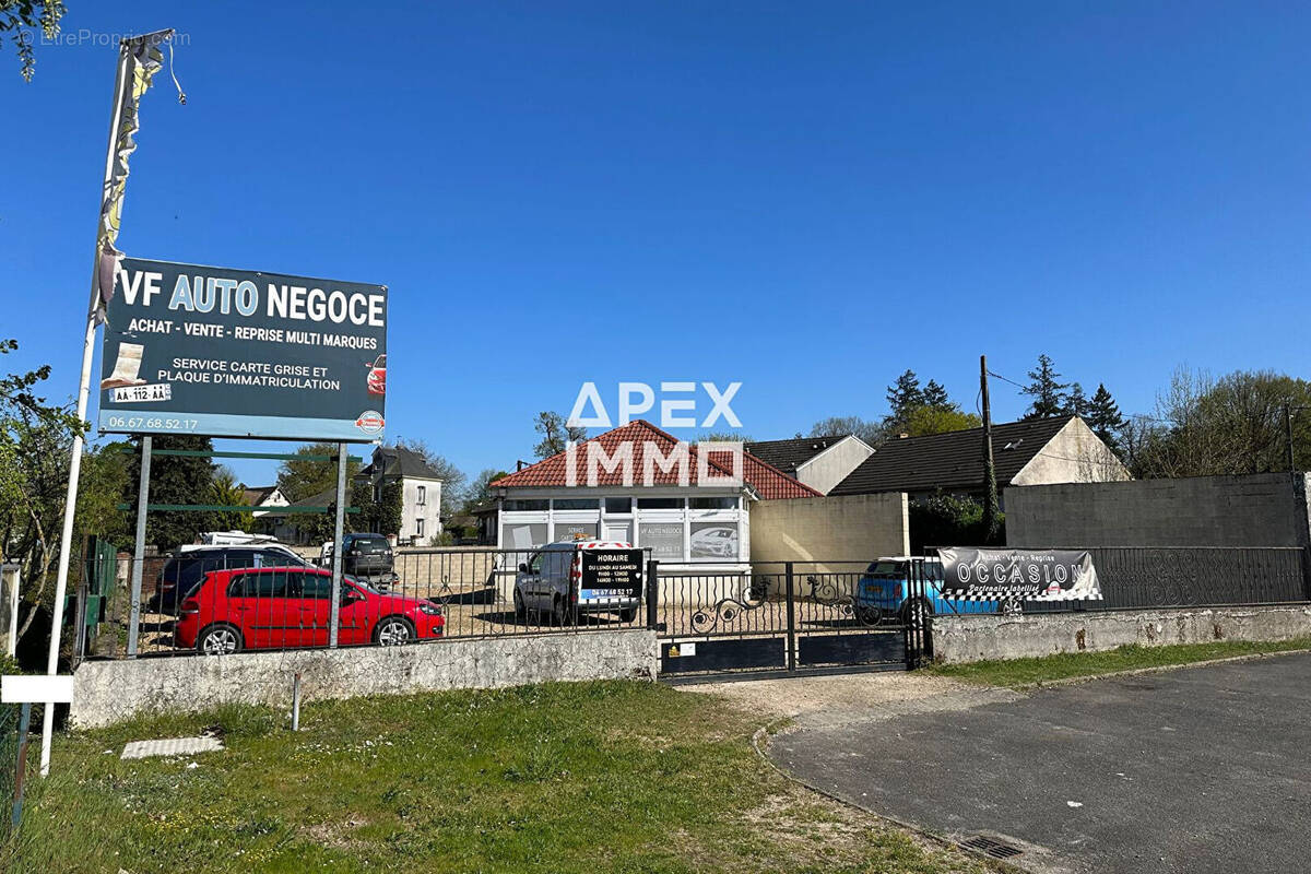Commerce à CHATEAUNEUF-SUR-LOIRE