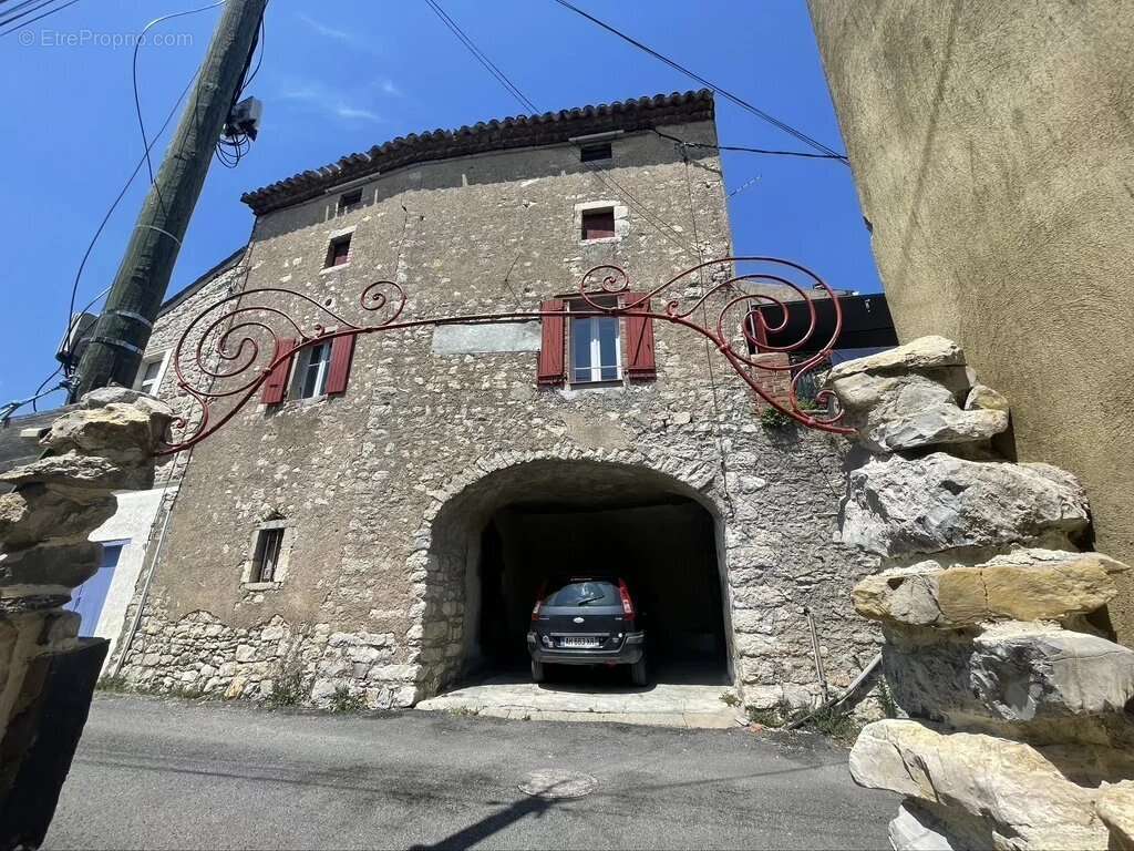 Maison à ROUSSON