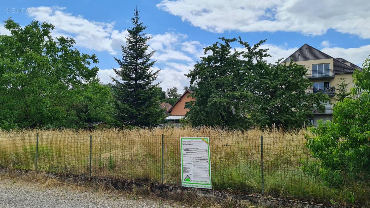 Terrain à SIERENTZ