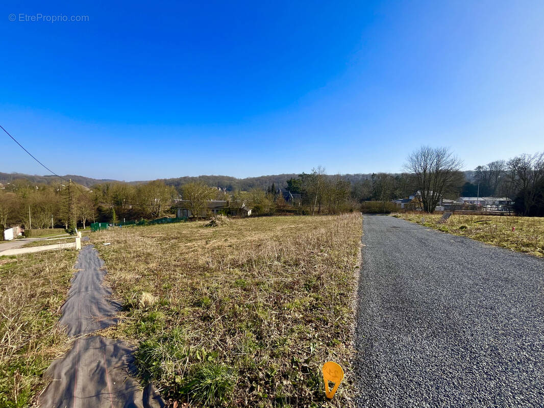 Terrain à CLERES