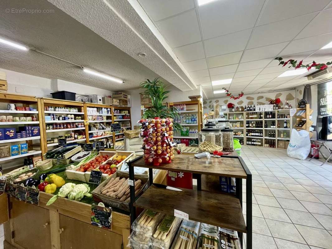 Commerce à LE CANNET