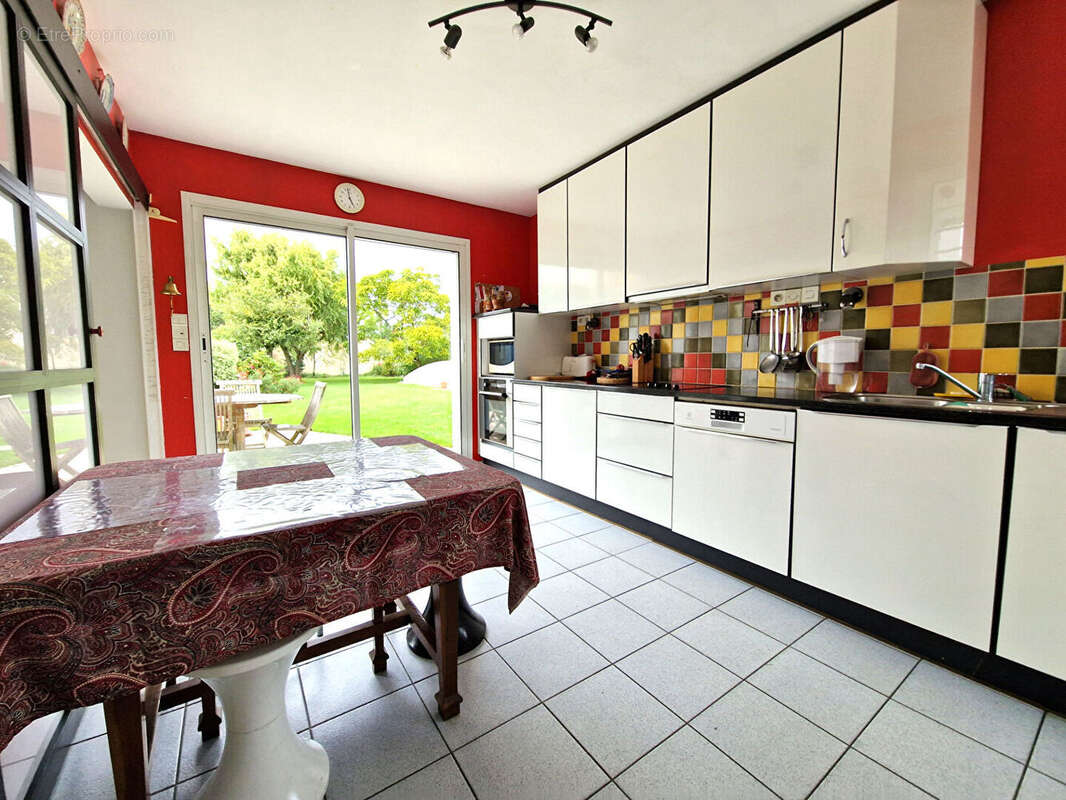 Maison à SAINT-SEBASTIEN-SUR-LOIRE