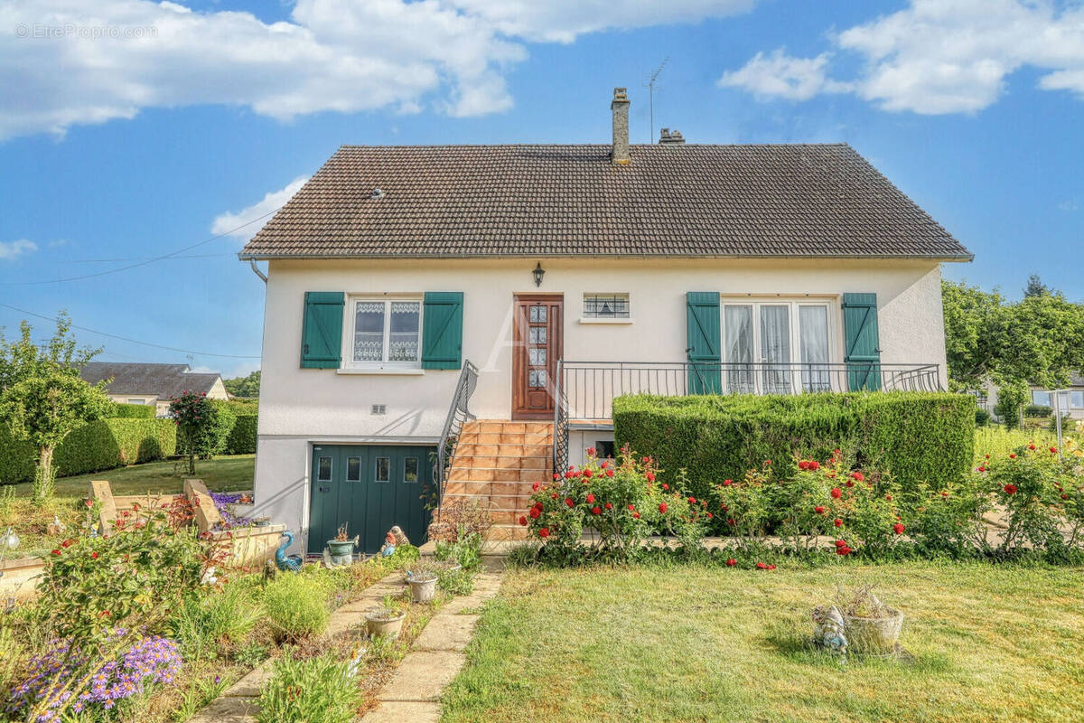 Maison à ETREPAGNY