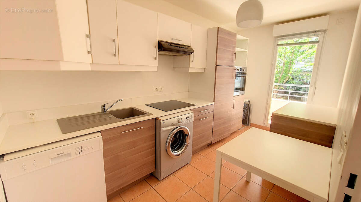 Appartement à SURESNES