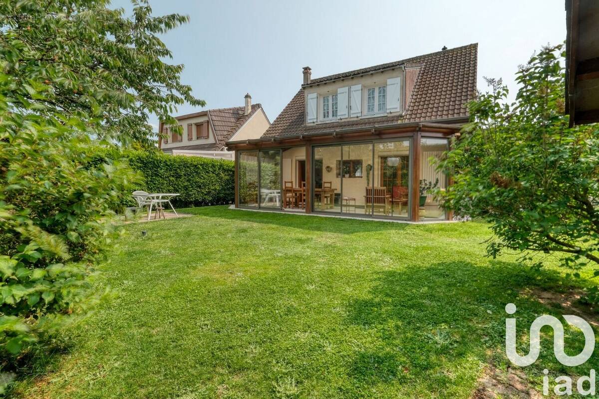 Photo 1 - Maison à CLAYE-SOUILLY