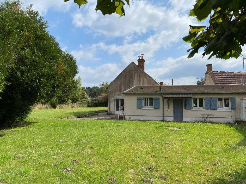 Maison à NEUVILLE-AUX-BOIS