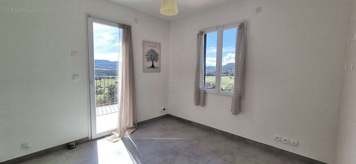 Maison à MONTFORT-SUR-ARGENS