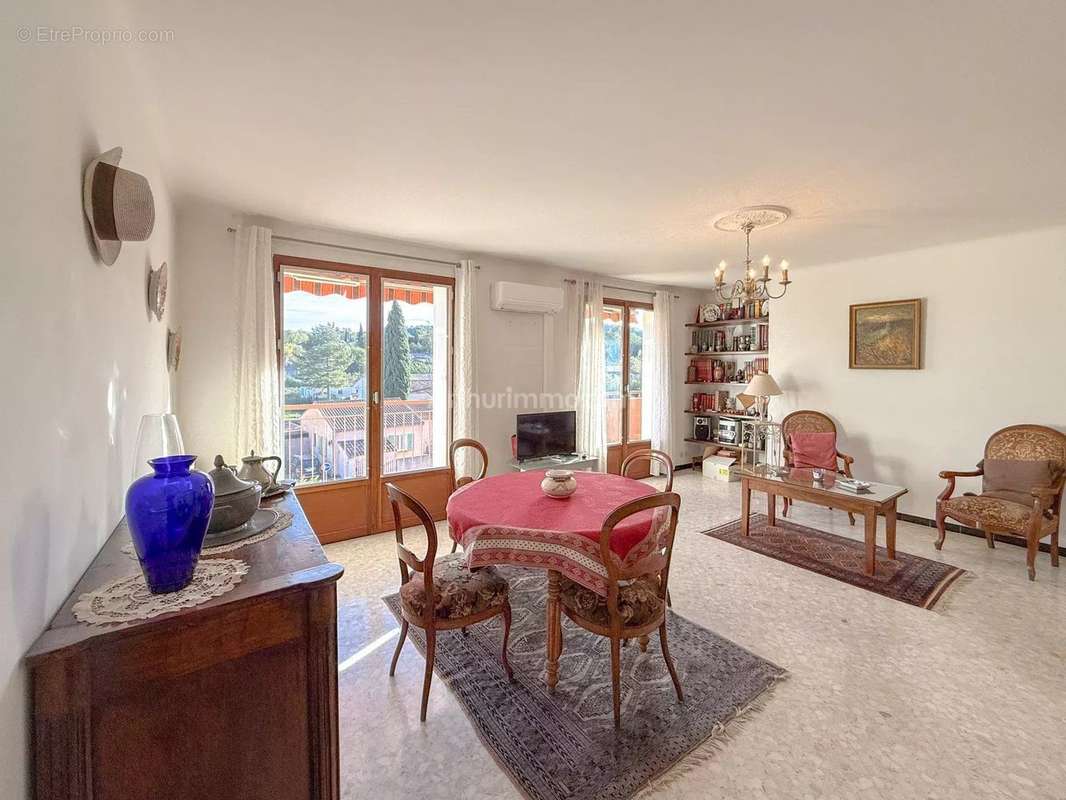 Appartement à DRAGUIGNAN