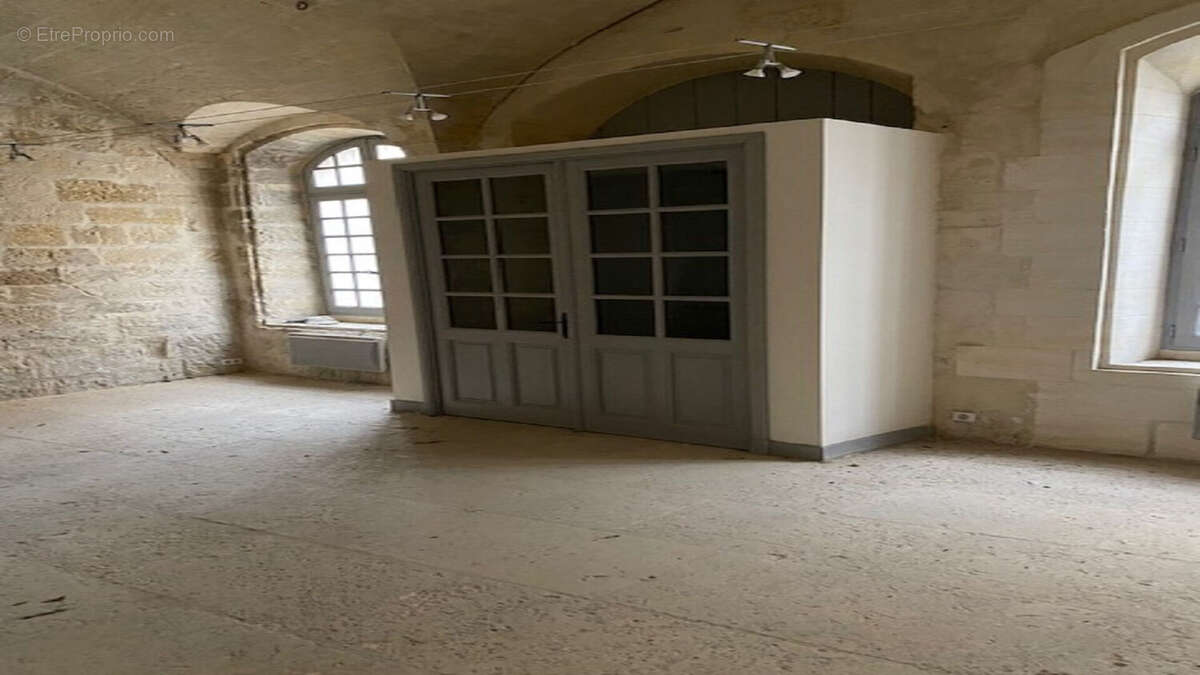 Appartement à BEAUCAIRE